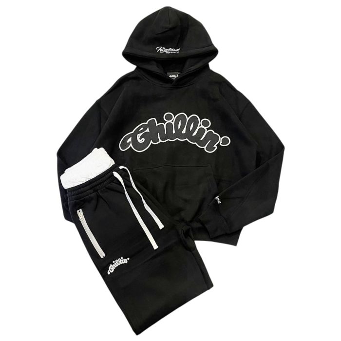 Chillin' BIG LOGO LAYERED SWEAT SETUP